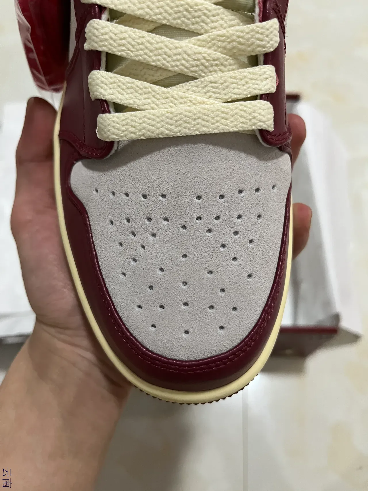 Air Jordan Borgonha Bege High-Top Bordados em Textil Overlay Sapatos de Basquete 3