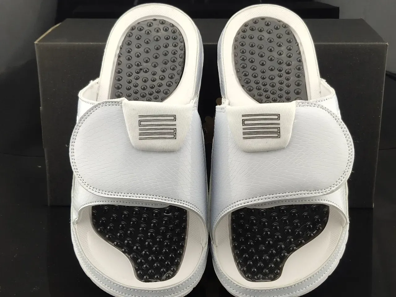 Air Jordan Hydro 7 White Black Podded Footbed Slippers 5