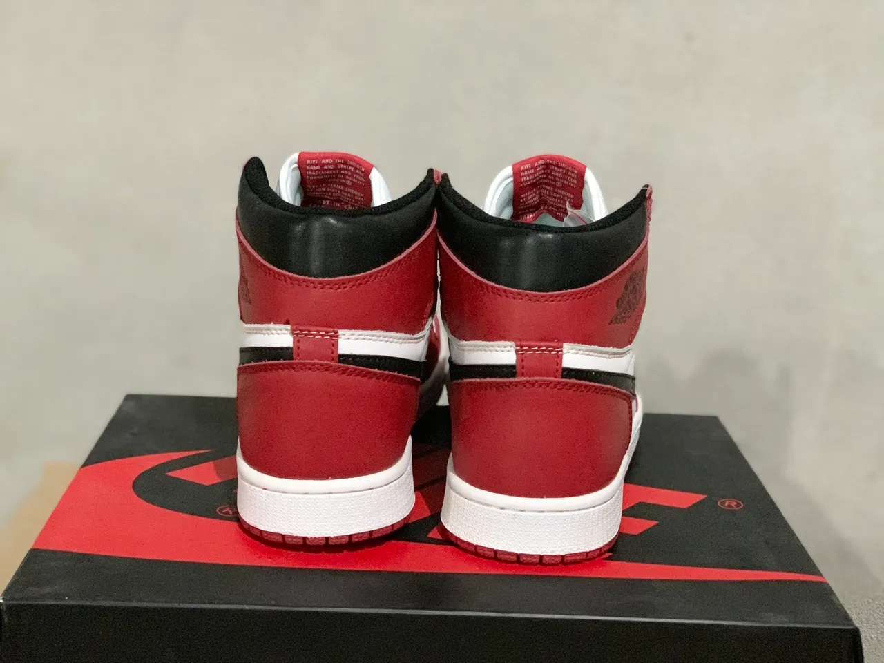 Air Jordan Red Black High-Top Leather-Paneled Basketball Shoes 3