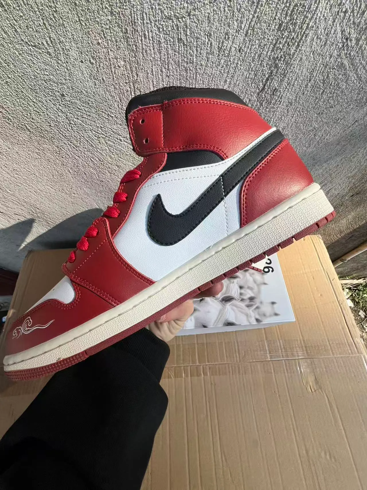 Air Jordan Red White High-Top Leather Upper Basketball Shoes 6