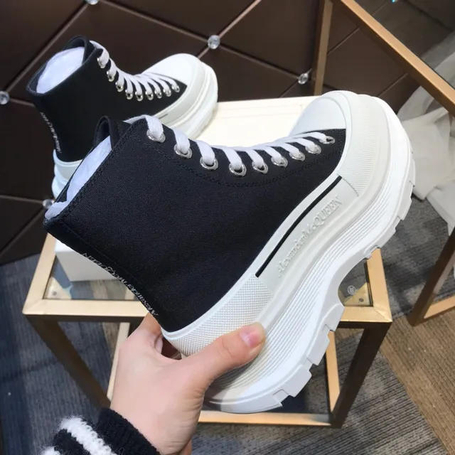 Alexander McQueen Oversized Sneaker Black and White Chunky Sneakers 6