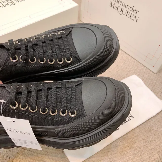 Alexander McQueen Oversized Sneaker Black Lifestyle Sneakers 4