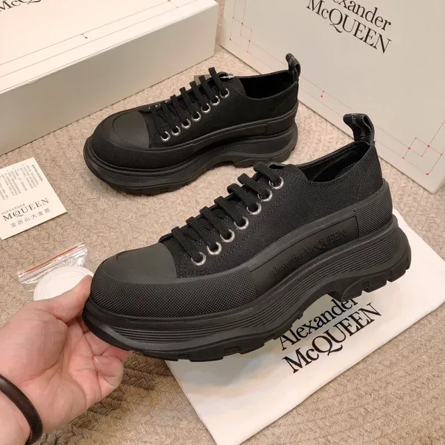 Alexander McQueen Oversized Sneaker Black Lifestyle Sneakers 9
