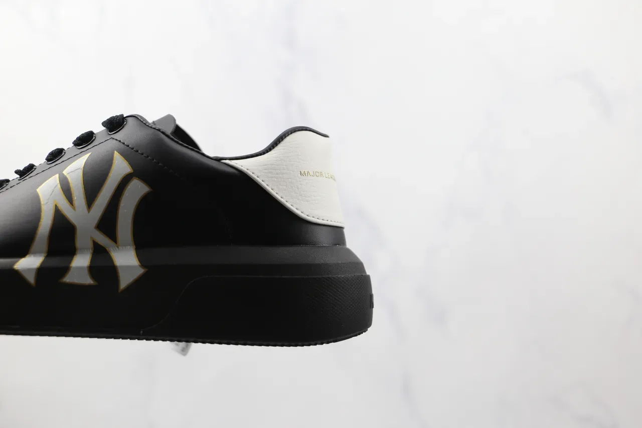 Alexander McQueen Oversized Sneaker Black White Silver NY Logo Lifestyle Sneakers 4