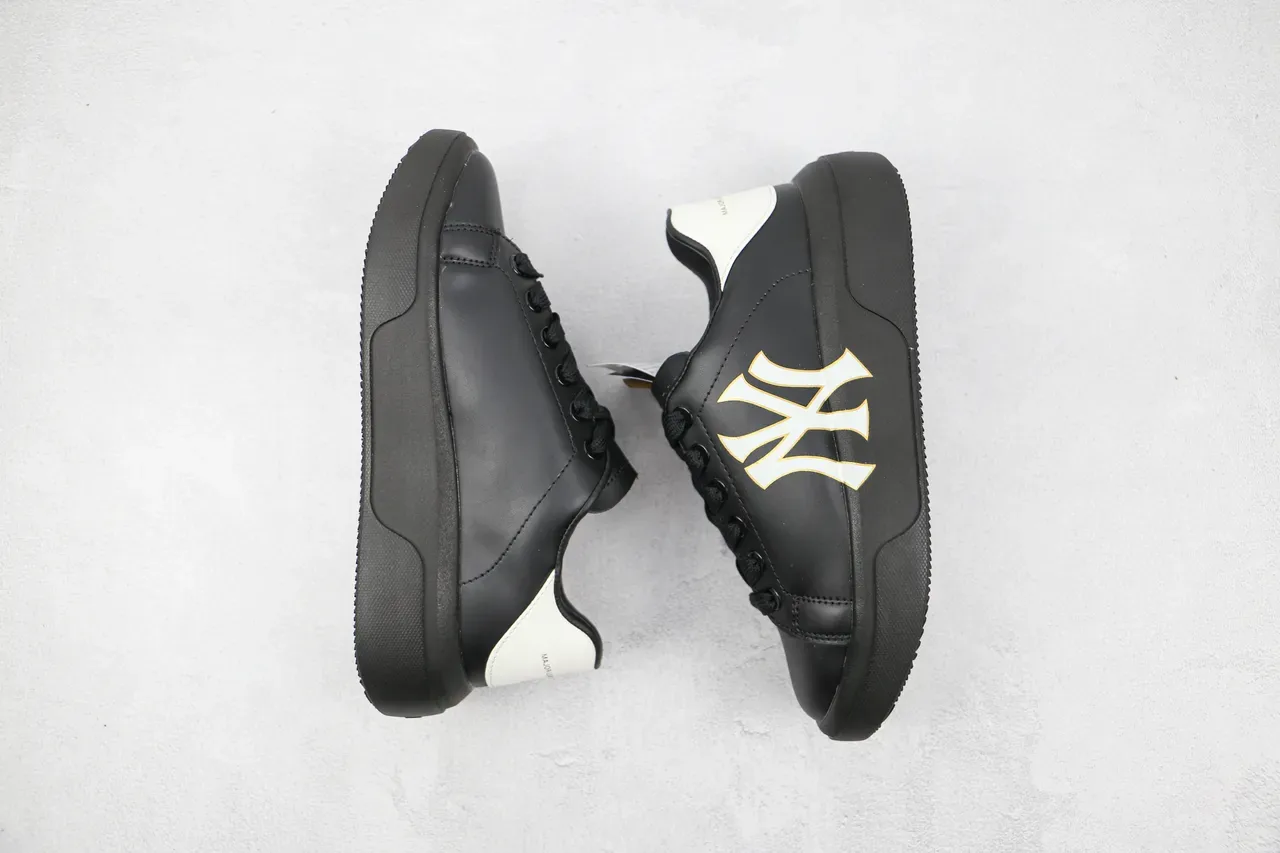 Alexander McQueen Oversized Sneaker Black White Silver NY Logo Lifestyle Sneakers 9