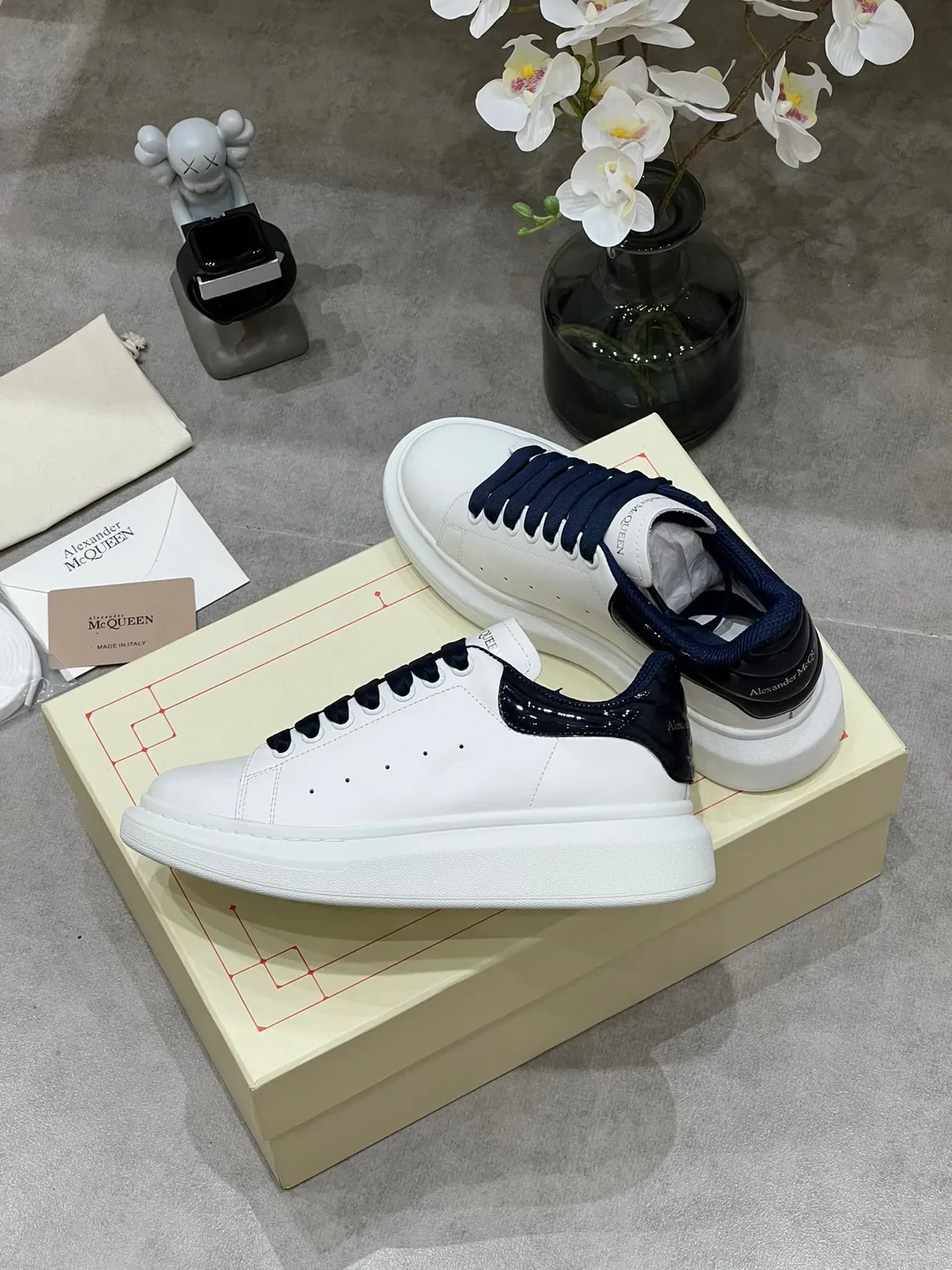 Alexander McQueen Oversized Sneaker White and Navy Lifestyle Sneakers 5