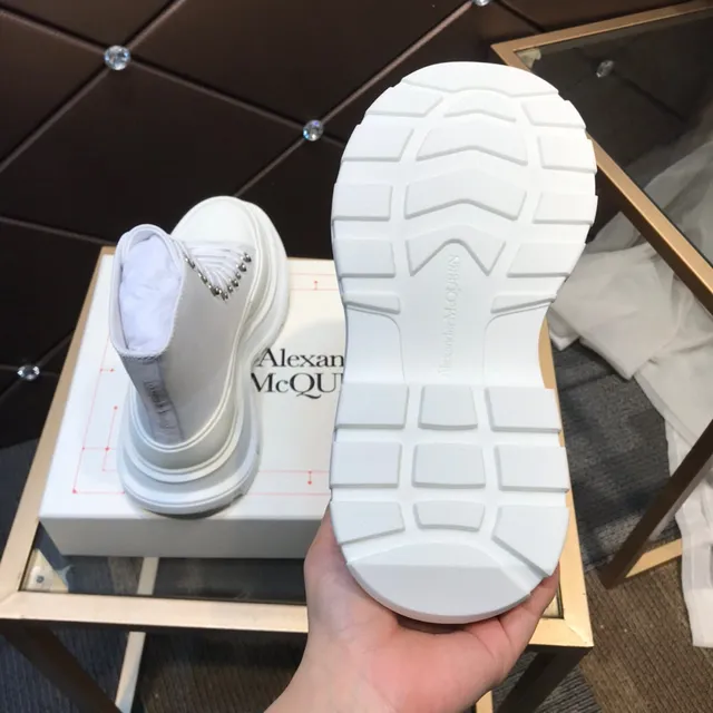 Alexander McQueen Oversized Sneaker White Chunky Sneakers 4