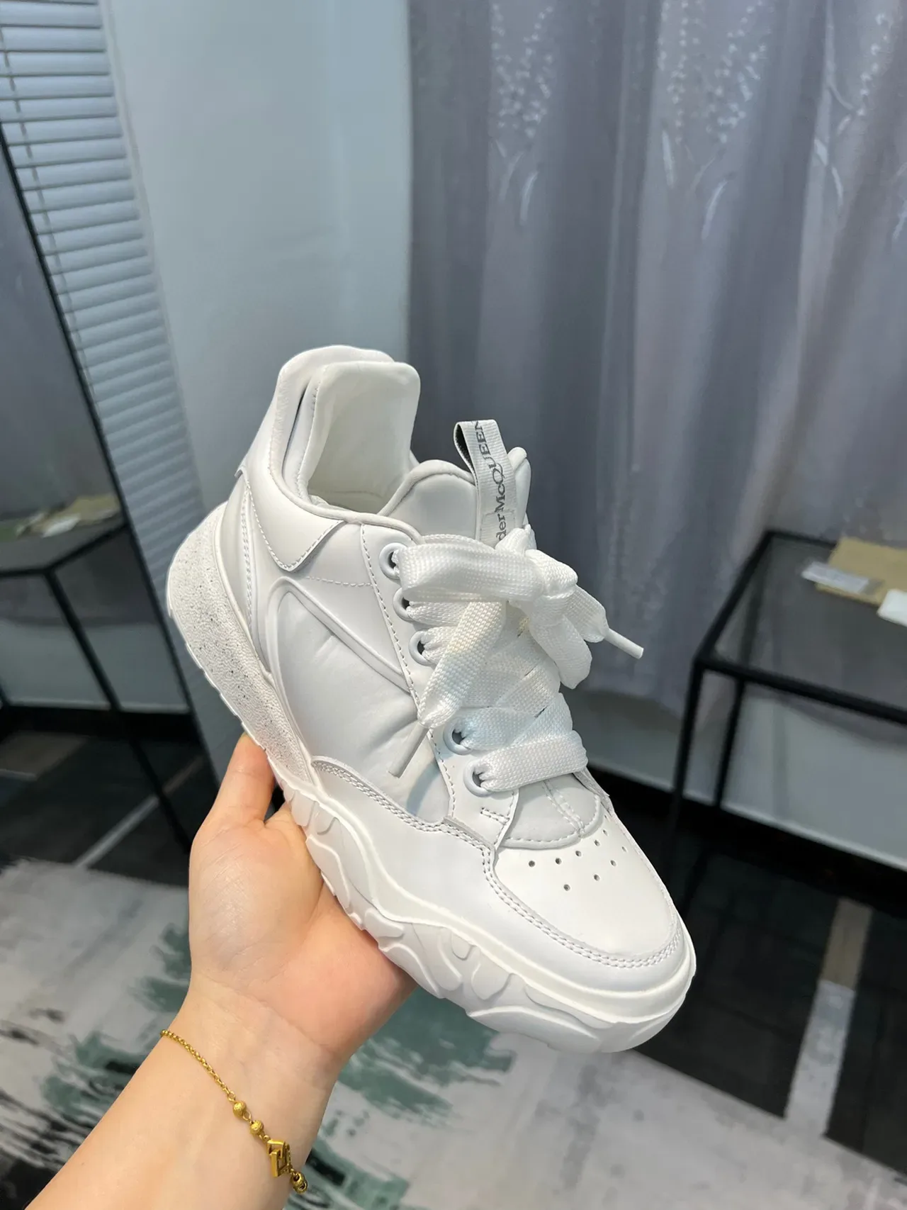 Alexander McQueen Oversized Sneaker White Chunky Sneakers 6