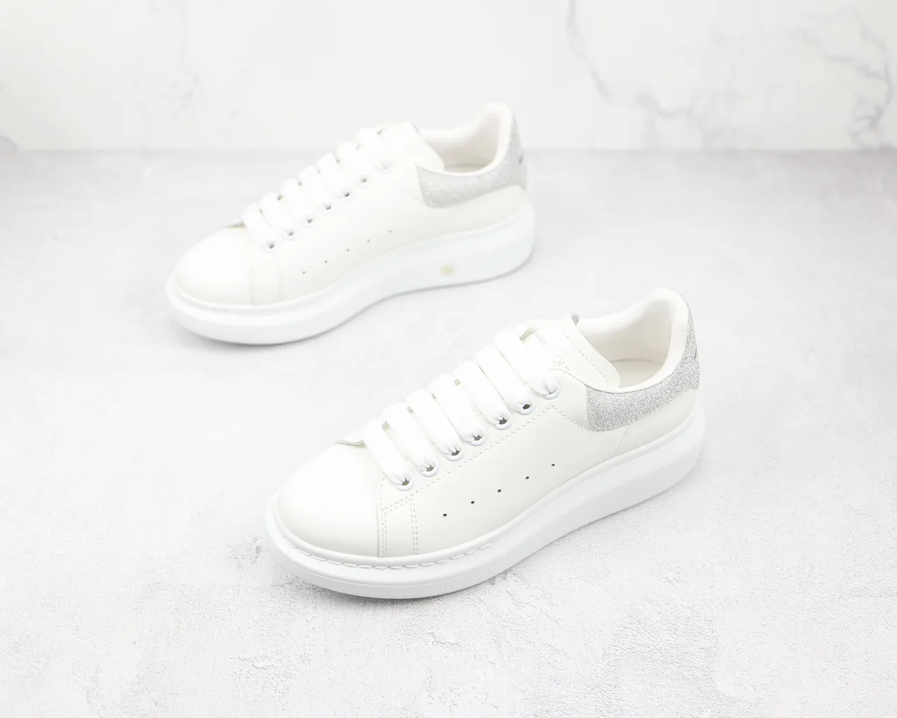 Alexander McQueen Oversized Sneaker White Silver Platform Smooth Leather Upper Lifestyle Sneakers 7