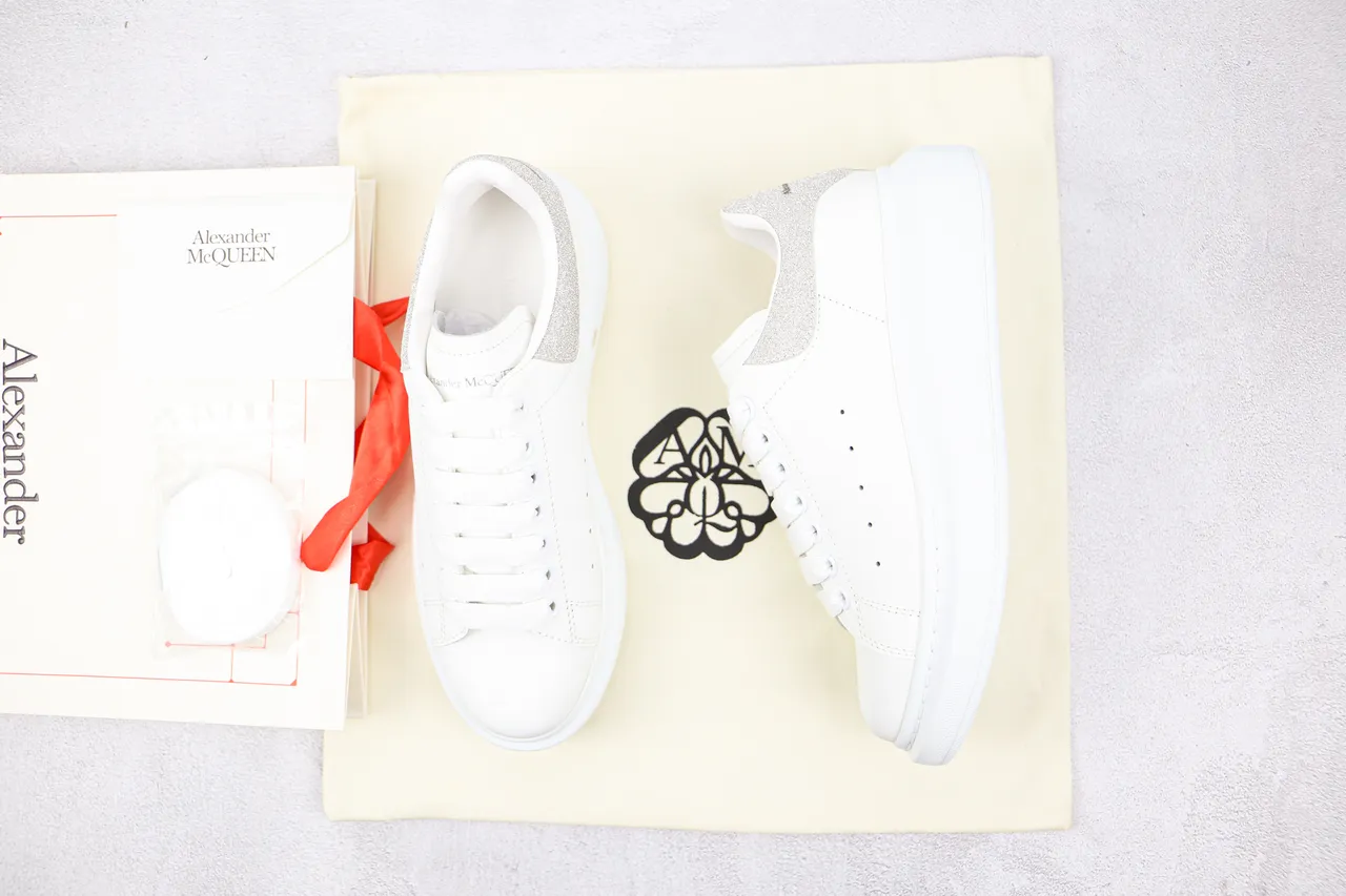 Alexander McQueen Oversized Sneaker White Silver Platform Smooth Leather Upper Lifestyle Sneakers 8