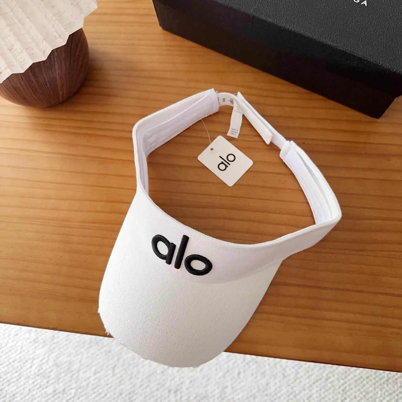 Alo White Black Minimalist Embroidered Logo Baseball Cap 3