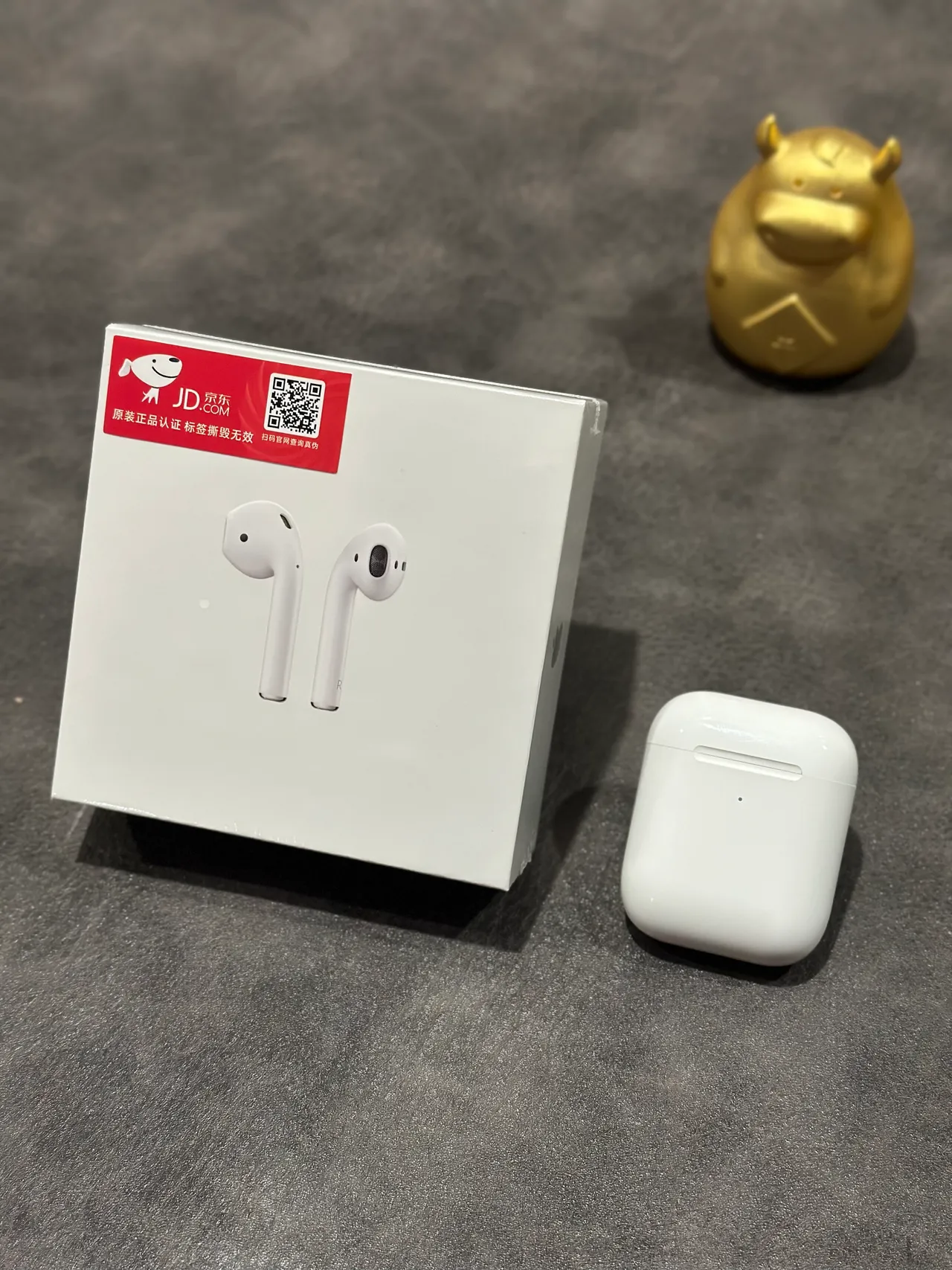 Apple AirPods Fones de Ouvido Brancos com Haste Open-Fit TWS 2