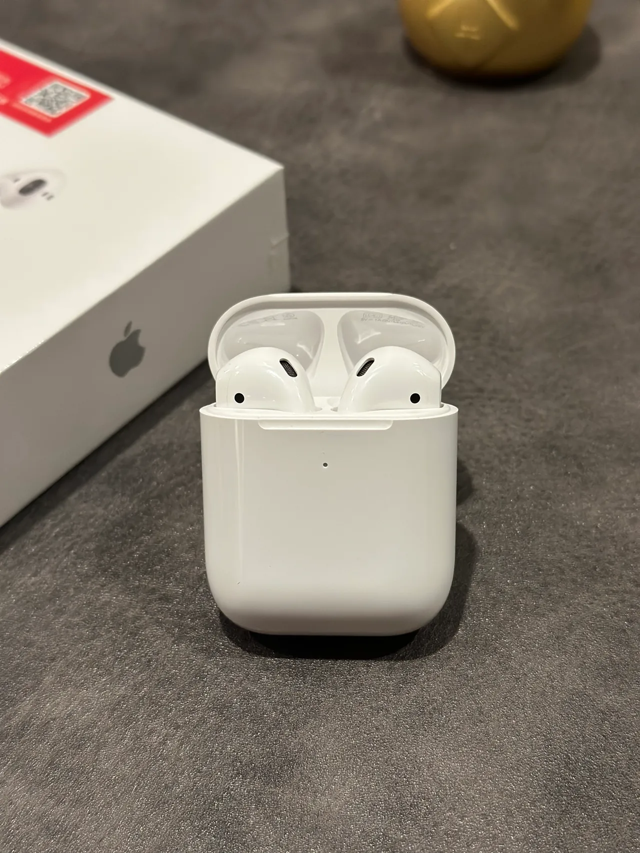 Apple AirPods Fones de Ouvido Brancos com Haste Open-Fit TWS 6