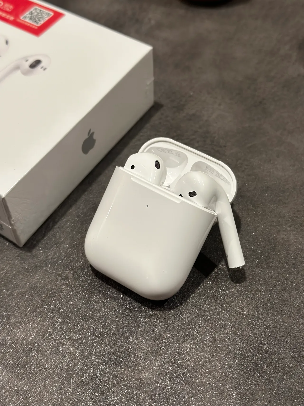 Apple AirPods Fones de Ouvido Brancos com Haste Open-Fit TWS 9