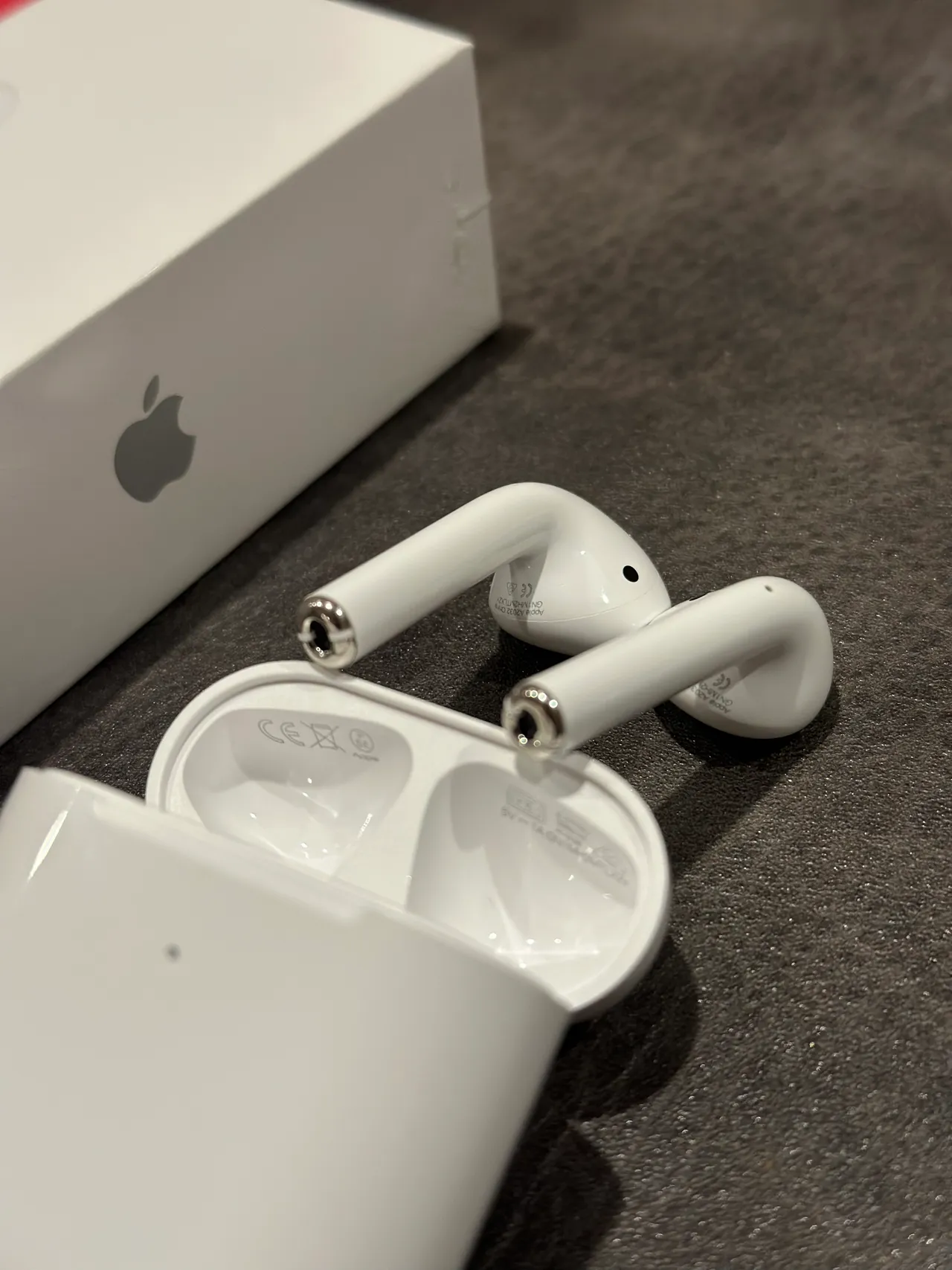Apple AirPods Fones de Ouvido Brancos com Haste Open-Fit TWS 13