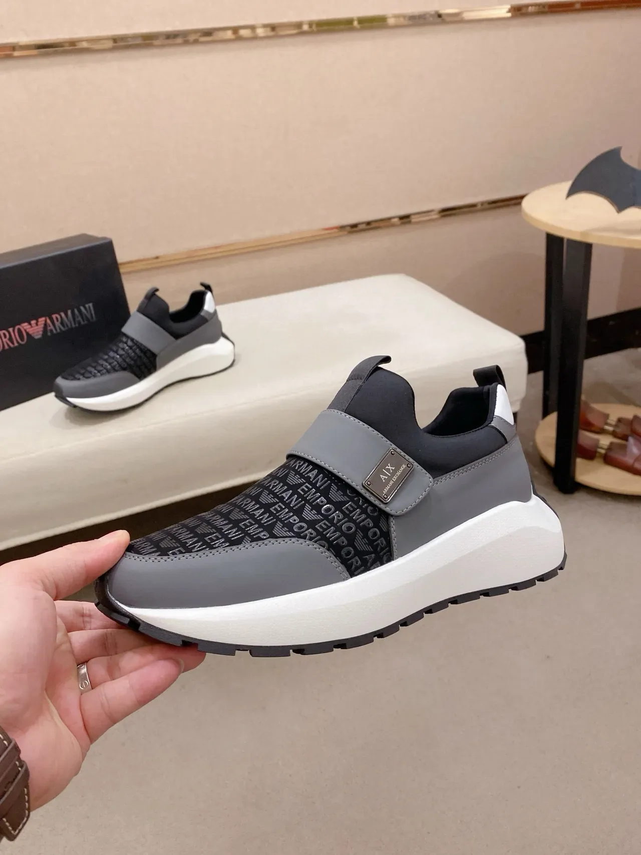 Armani Exchange sneakers lifestyle slip-on à impression de logo 3