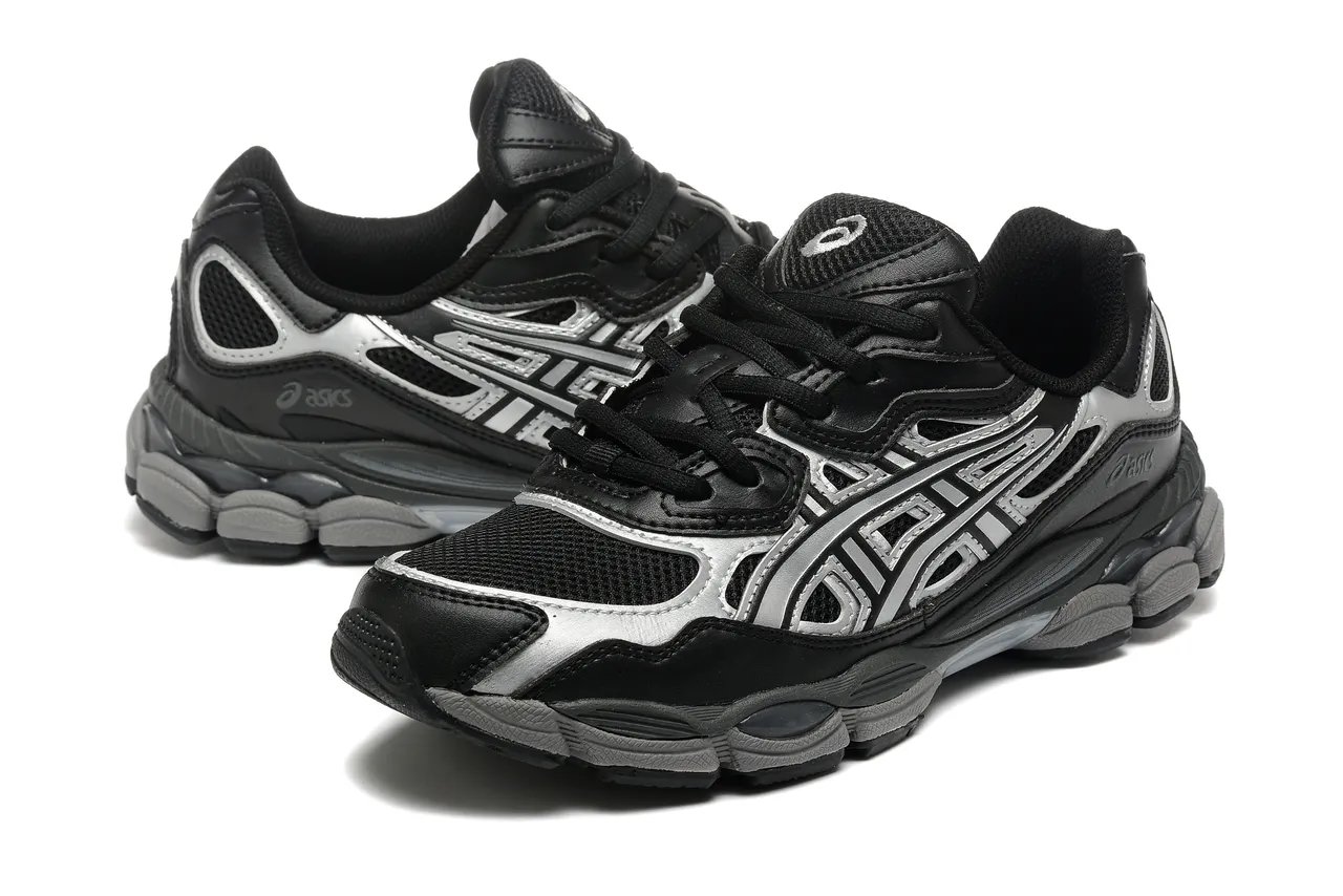 ASICS أحذية الجري السوداء والفضية الشبكية والصناعية العلوية بخطوط النمر المعدنية 2