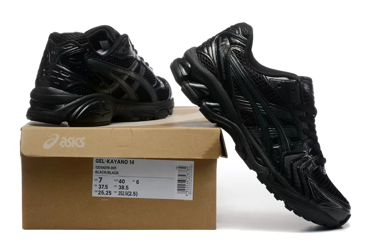 ASICS Gel-Kayano Black Running Shoes 5