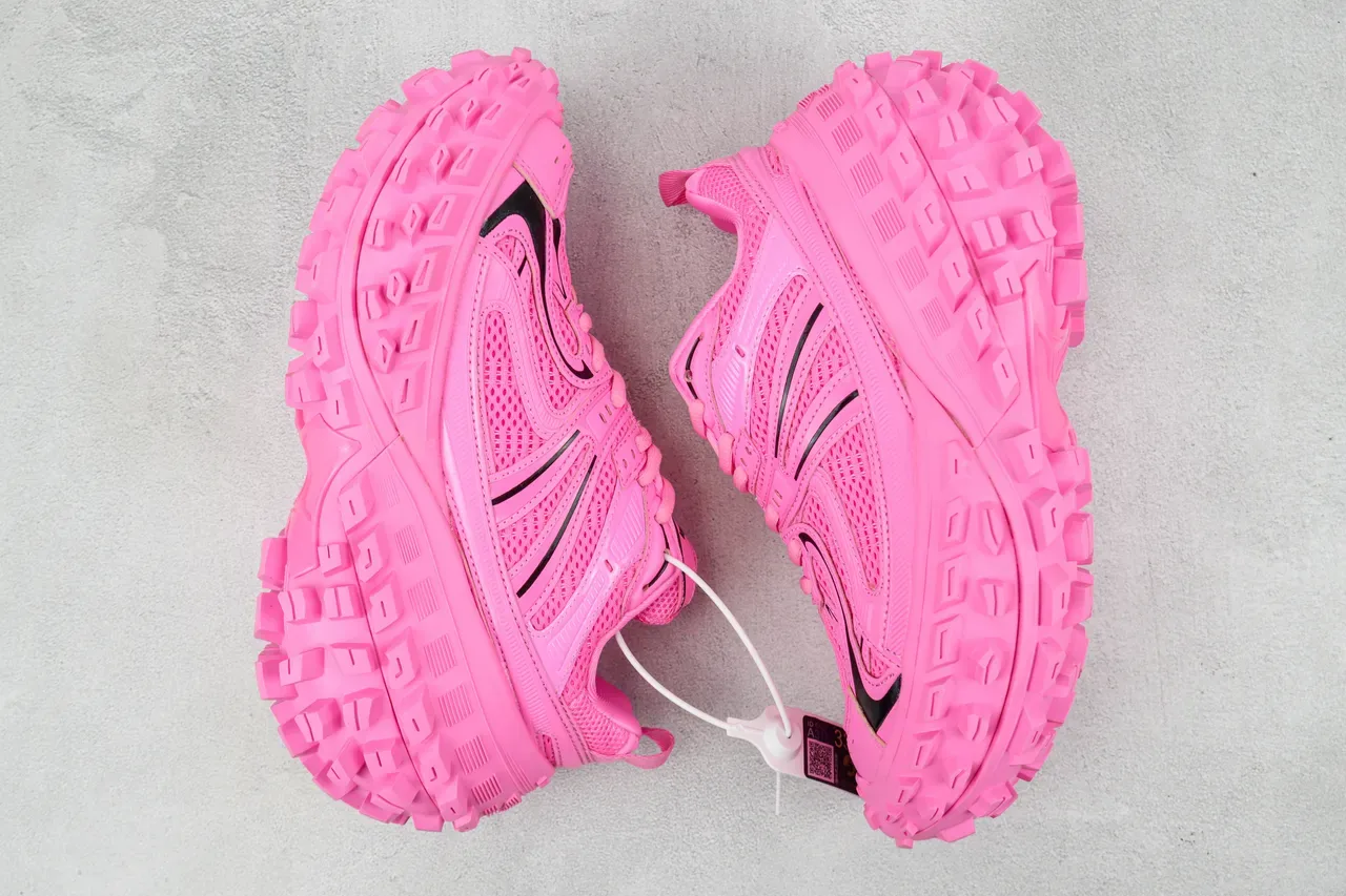 ASICS Chaussures Lifestyle en Maille Monocromatique et Construction de Recouvrement Synthétique Rose et Noir 2