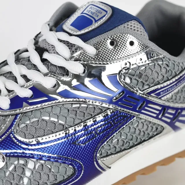 ASICS Chaussures de course Bleu Argent Capuche Métallique Crome Royal Couches Synthétiques 6
