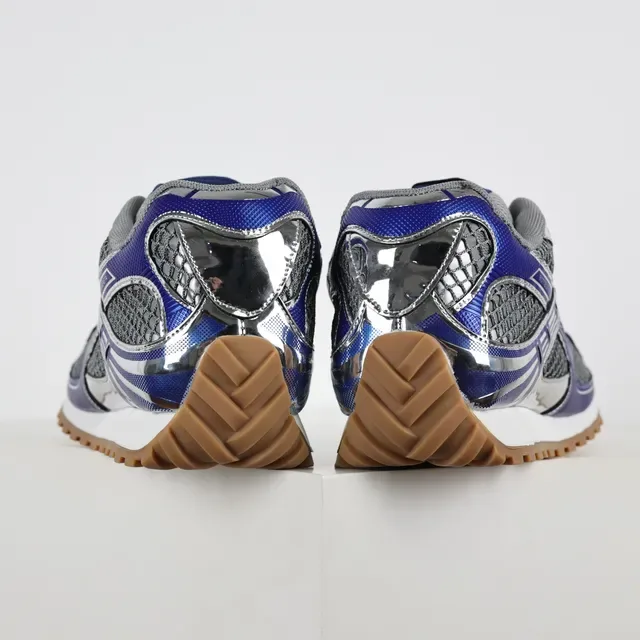 ASICS Chaussures de course Bleu Argent Capuche Métallique Crome Royal Couches Synthétiques 8