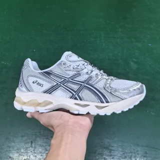 ASICS Silver White Metallic Mesh Upper Exposed Gel Cushioning Running Shoes