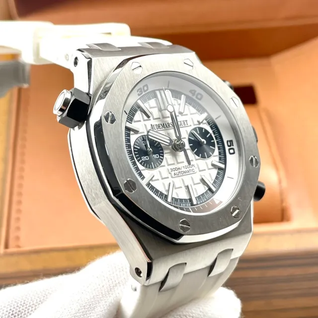 Audemars Piguet Royal Oak Offshore Chronograph White Dial White Rubber Strap Mechanical Watch 2