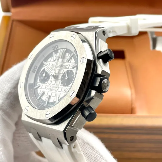 Audemars Piguet Royal Oak Offshore Chronograph White Dial White Rubber Strap Mechanical Watch 3