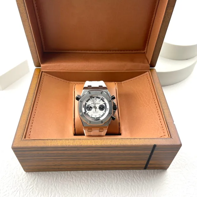 Audemars Piguet Royal Oak Offshore Chronograph White Dial White Rubber Strap Mechanical Watch 7
