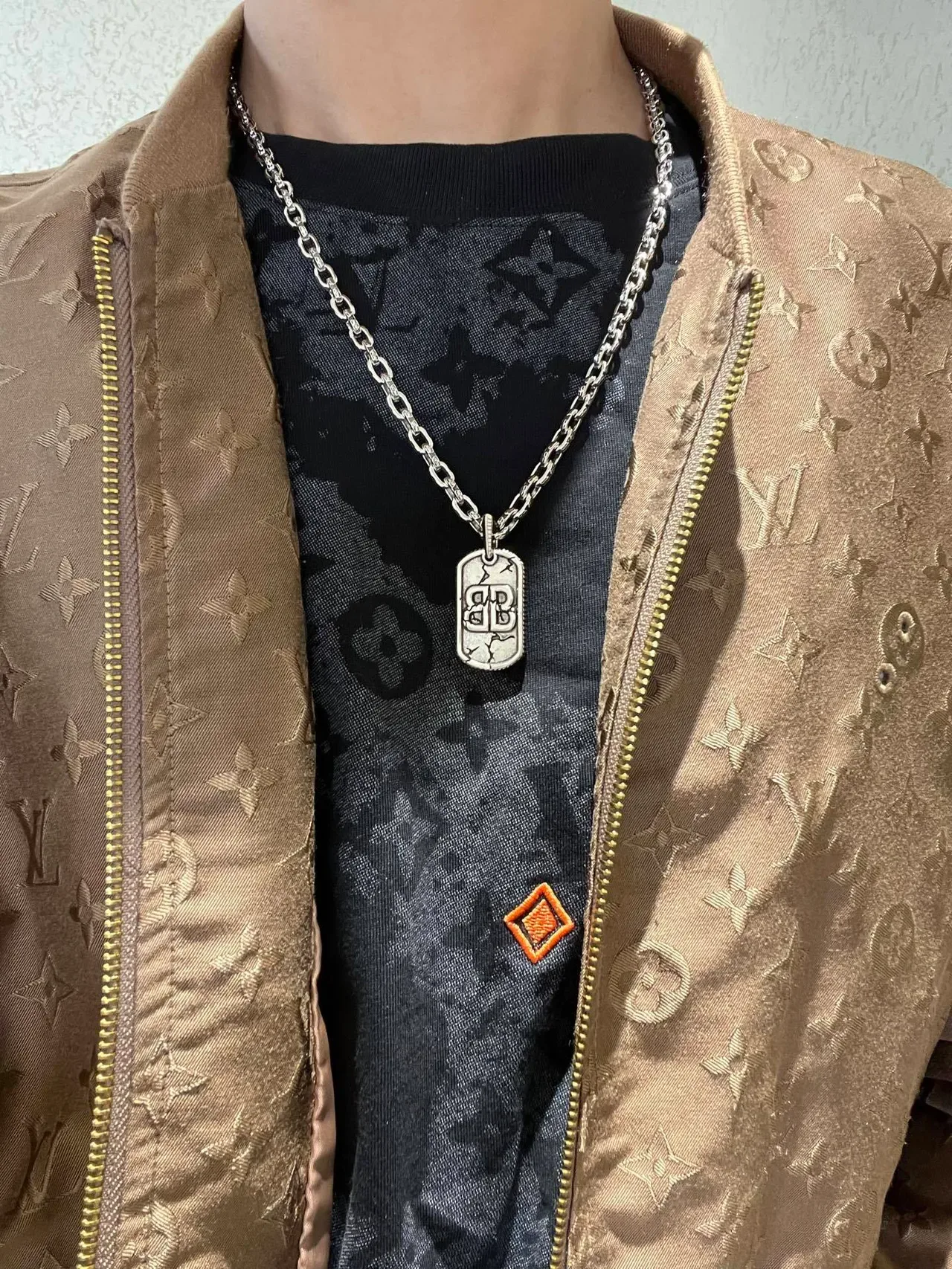 Balenciaga BB Dog Tag Collier Argent Vieilli 2