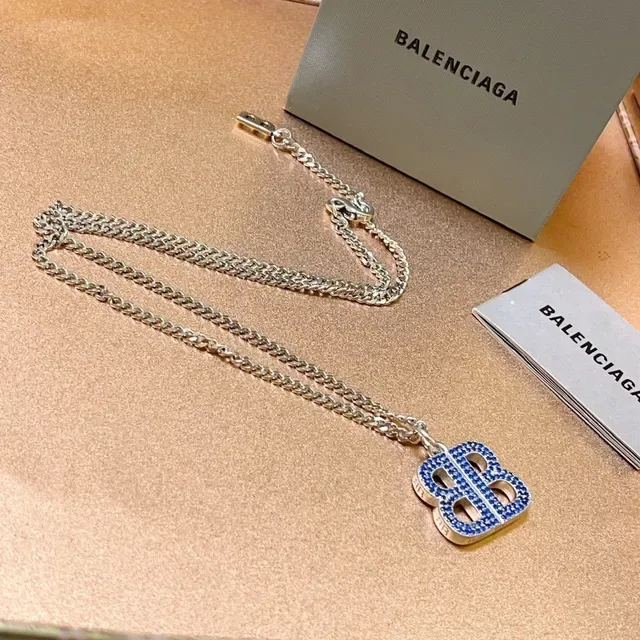 Balenciaga BB collier chaîne curb-link argent bleu cristaux pavé 3