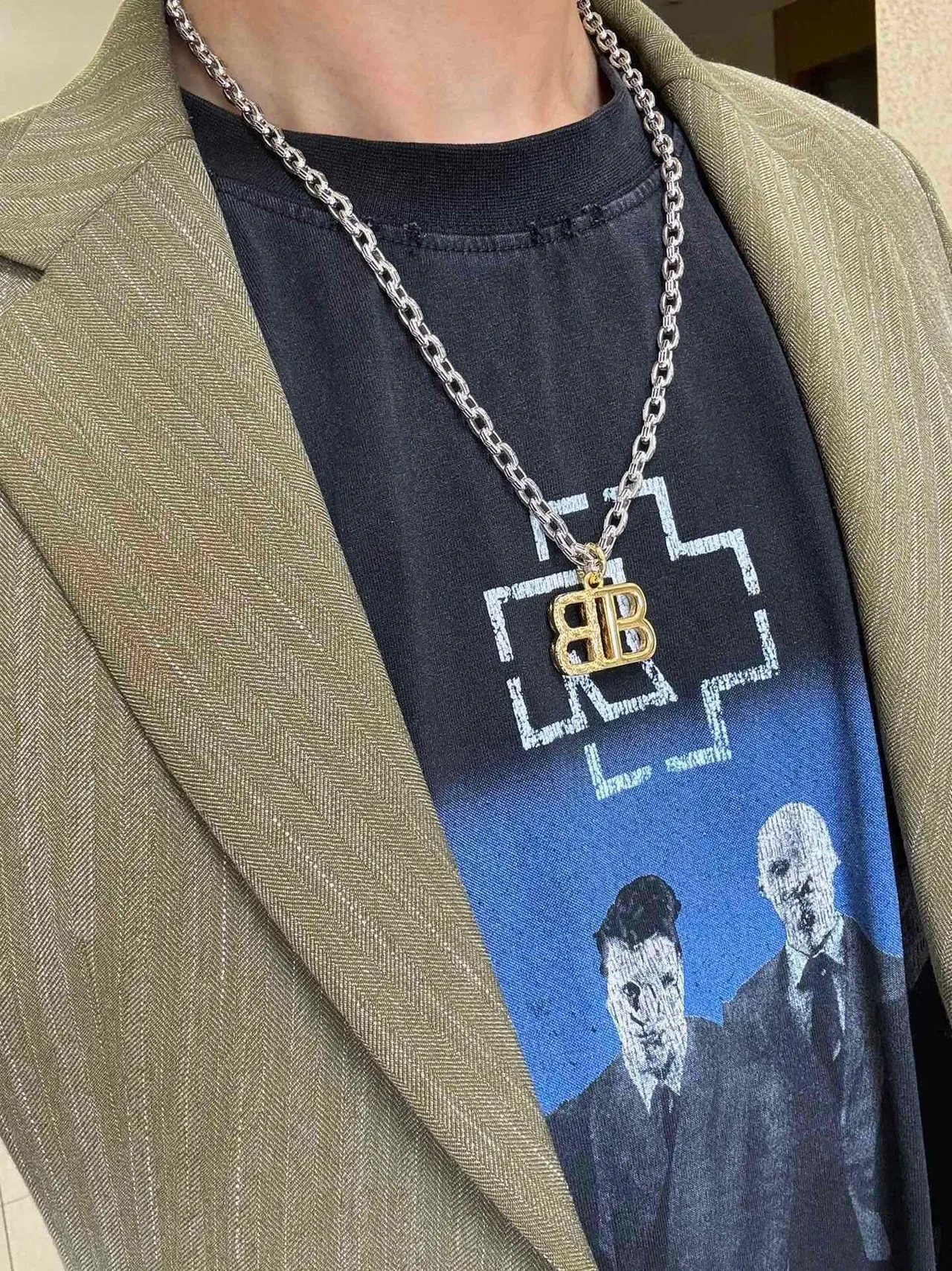Balenciaga BB Collier Argent/Or Chaîne Gros Maillons Pendentif Monogramme 9