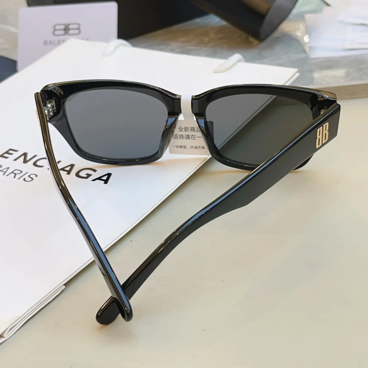 Balenciaga BB0480SK Cadre Noir Lentille Miroir Gris Lunettes de Soleil 2