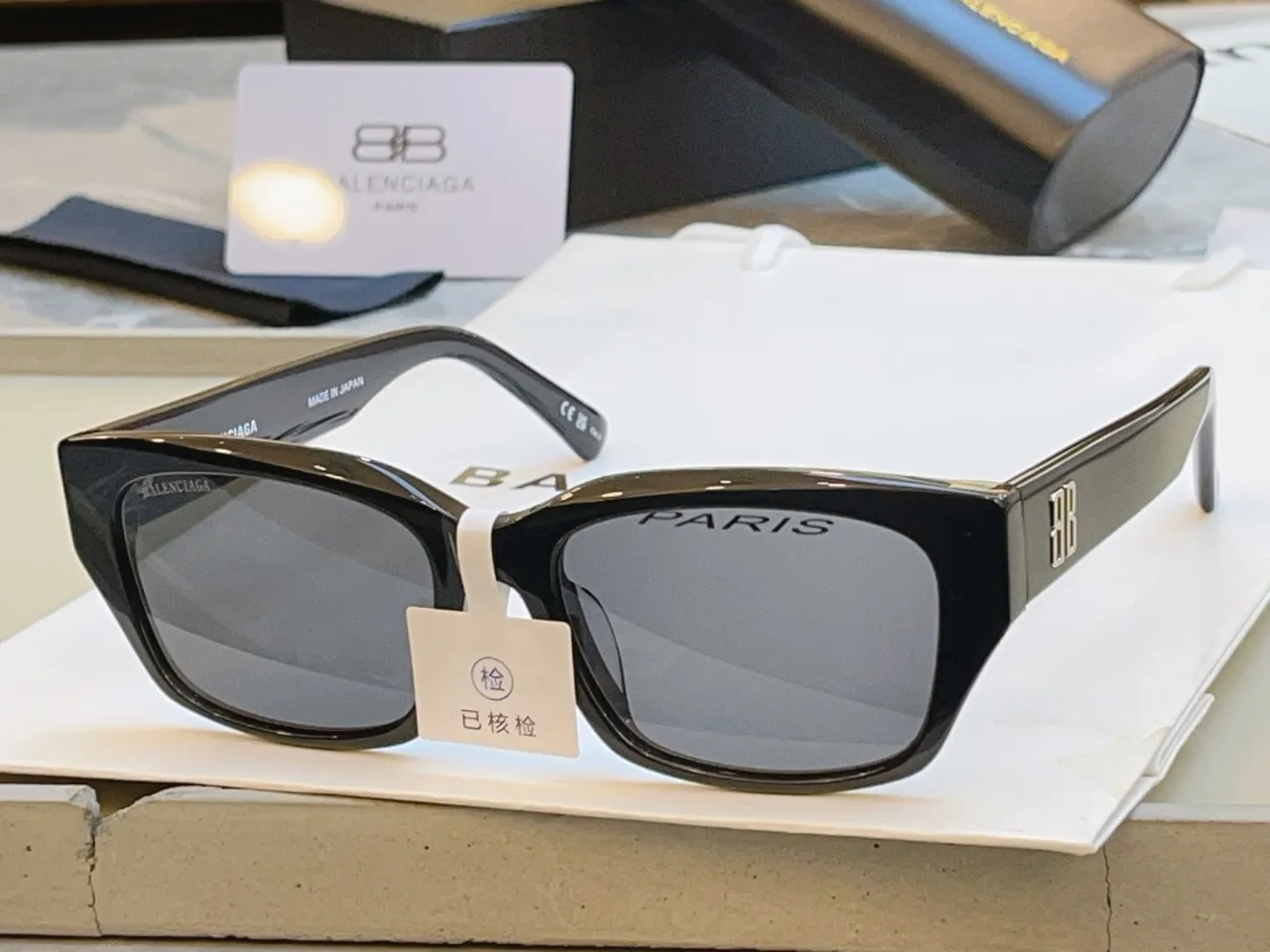 Balenciaga BB0480SK Cadre Noir Lentille Miroir Gris Lunettes de Soleil 5