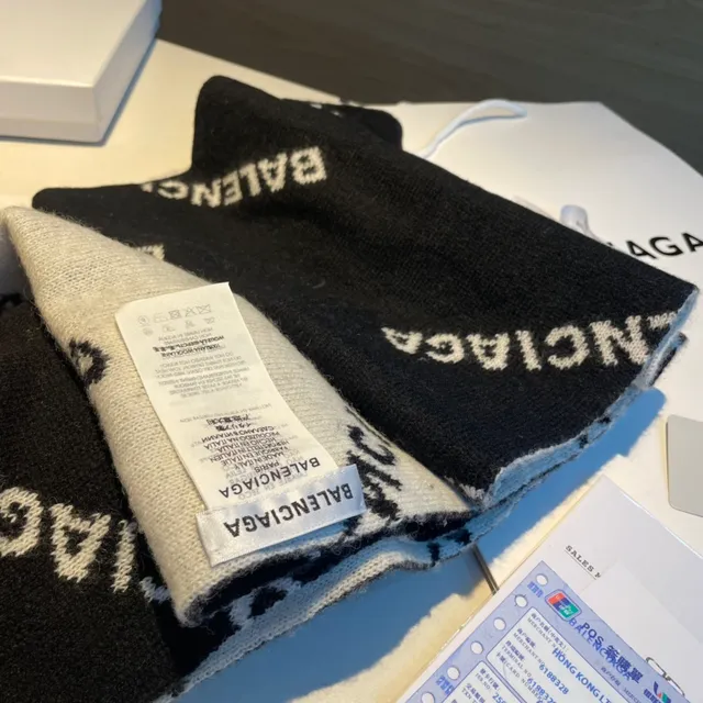 Balenciaga Noir Gris Logo-Intarsia Maille Bicolore Réversible Écharpe 6