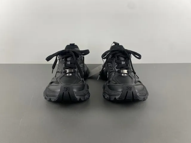 Balenciaga Defender Black Chunky Sneakers 10