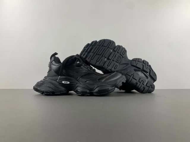 Balenciaga Defender Black Chunky Sneakers 12