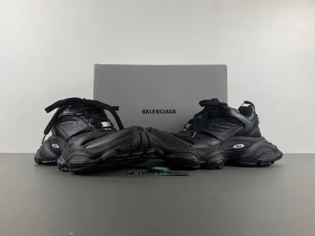 Balenciaga Defender Black Chunky Sneakers 13