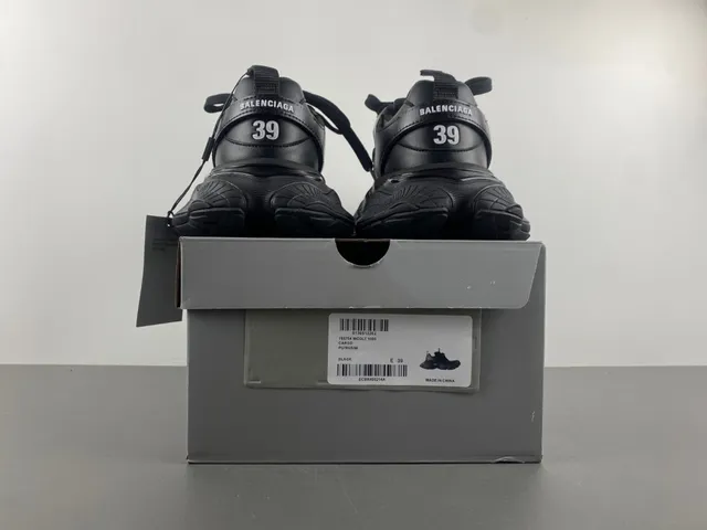 Balenciaga Defender Black Chunky Sneakers 17