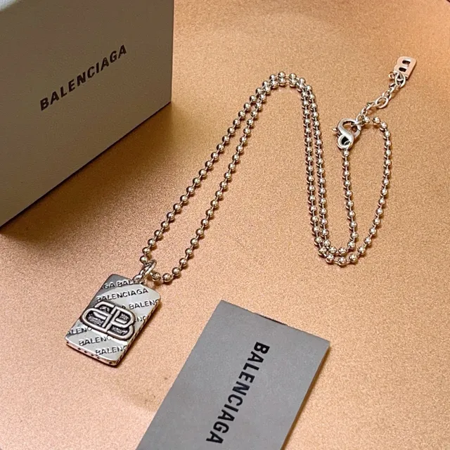 Balenciaga Pingente Placa ID Corrente Bola Colar 6