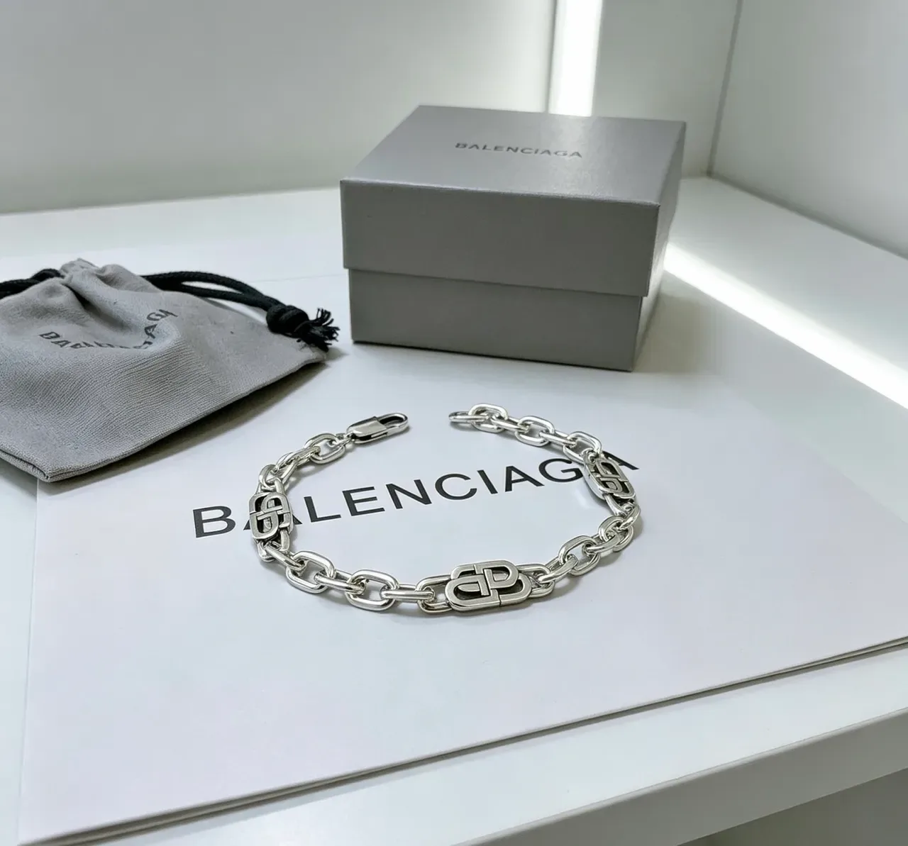 Bracelet Balenciaga Logo Chain Argent Metal 3
