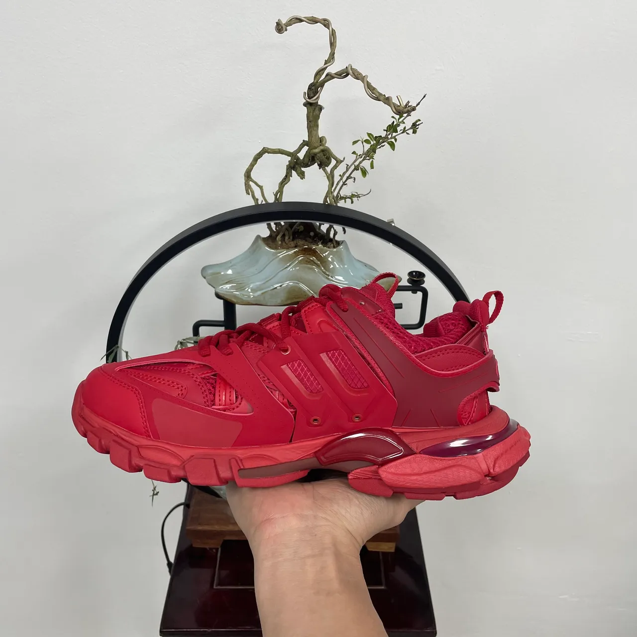 Balenciaga Chaussures Rouge Monochromatique Multi-couches Cage Overlay Chunky baskets 3