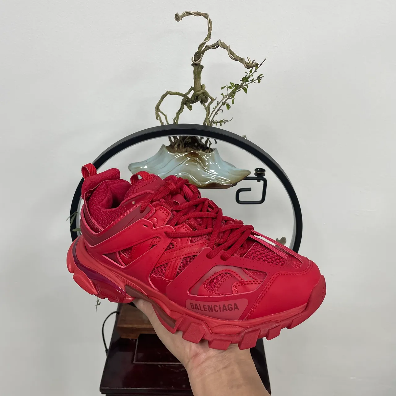 Balenciaga Chaussures Rouge Monochromatique Multi-couches Cage Overlay Chunky baskets 6