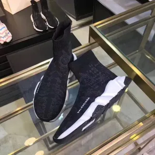 Balenciaga Speed Trainer কালো এবং সাদা জীবনশৈলী স্নিকার