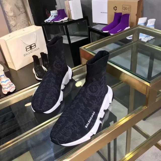Balenciaga Speed Trainer Sneakers Noir et Blanc Style de Vie 4