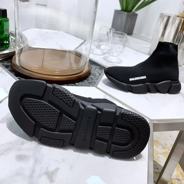 Balenciaga Speed Trainer أحذية رياضية سوداء نمط حياة 4