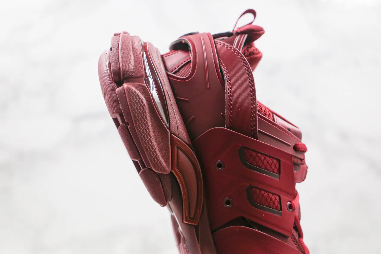 Balenciaga Track Trainer Tênis chunky vermelhos monocromáticos 4