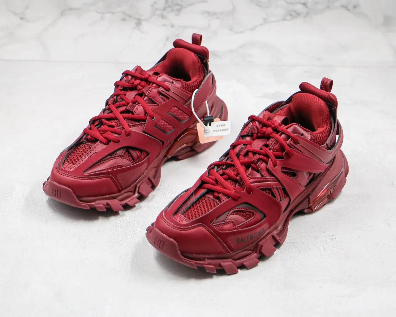 Balenciaga Track Trainer Tênis chunky vermelhos monocromáticos 9