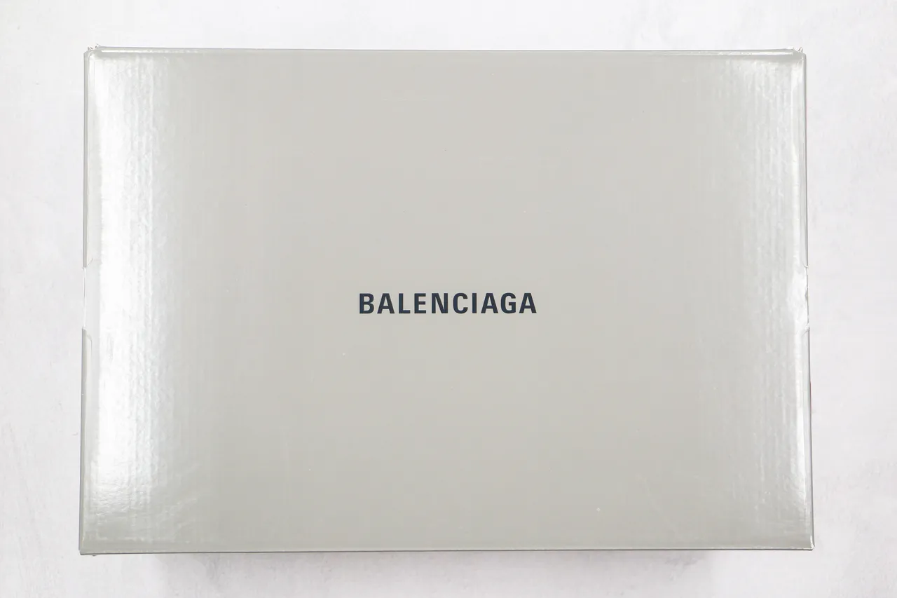 Balenciaga Track Trainer Tênis chunky vermelhos monocromáticos 10