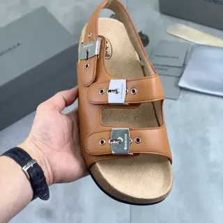 Balenciaga Triple Buckle Tan Sandales de Cuir Casual